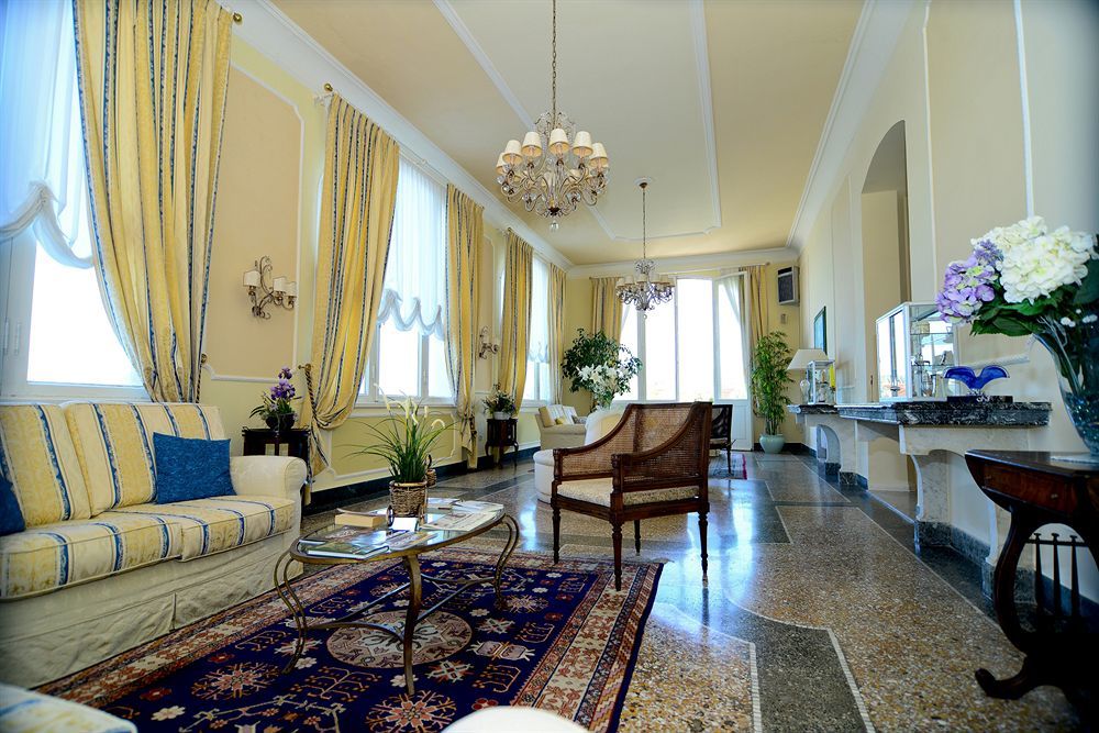 Parisi Grand