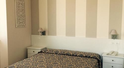 Hotel Parisi Grand 4*