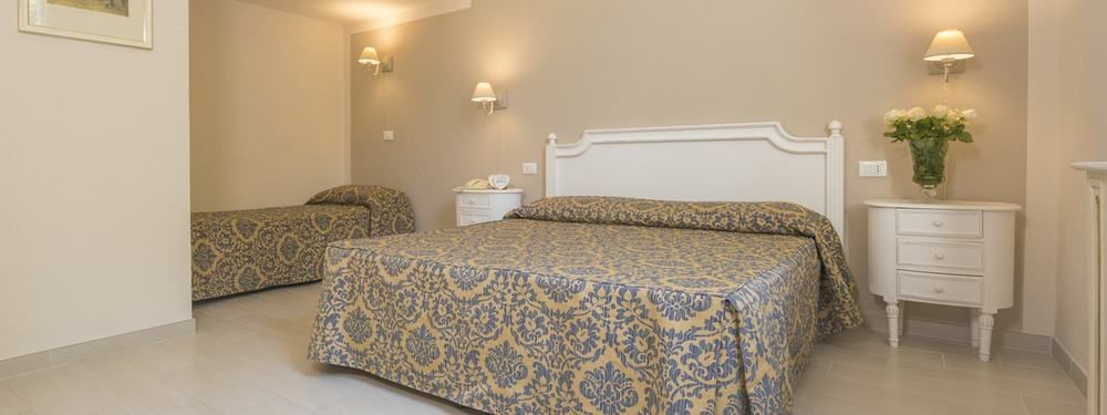 Parisi Grand Hotel 4*