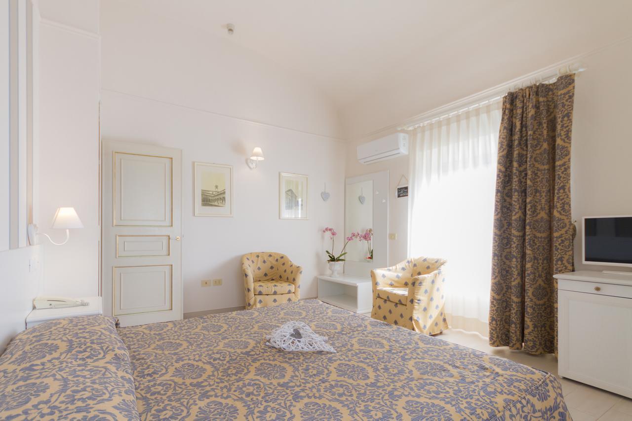 Parisi Grand Hotel